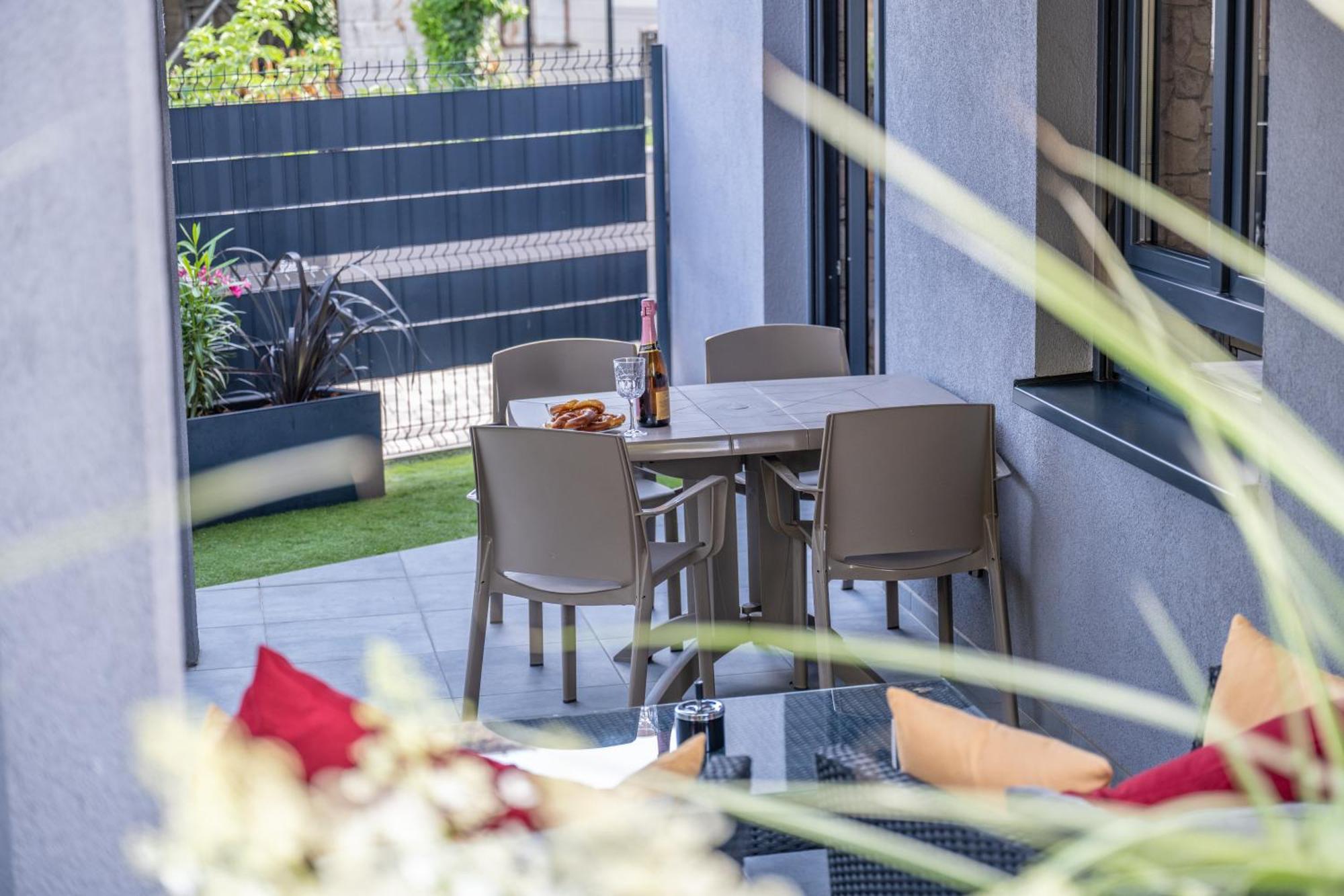 Appartamento Le Refuge Des Sorciers Horbourg Esterno foto